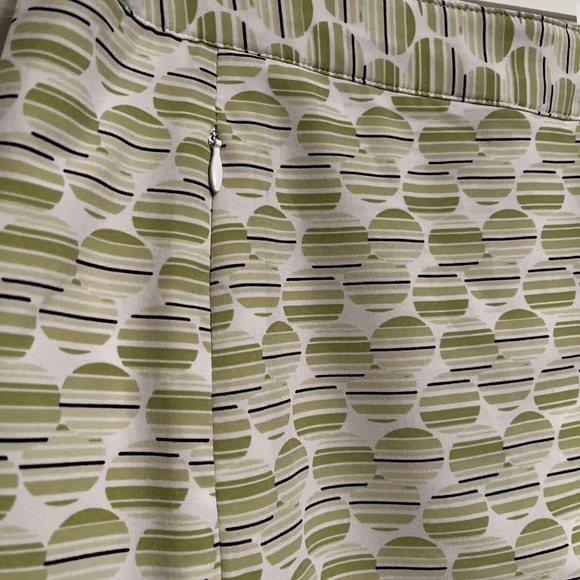 Greg Norman Golf Skort - Picture 6 of 10